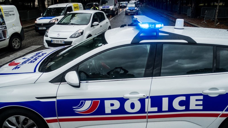 

Избивший племянника жены Макрона арестован на&nbsp;протесте в&nbsp;Париже

