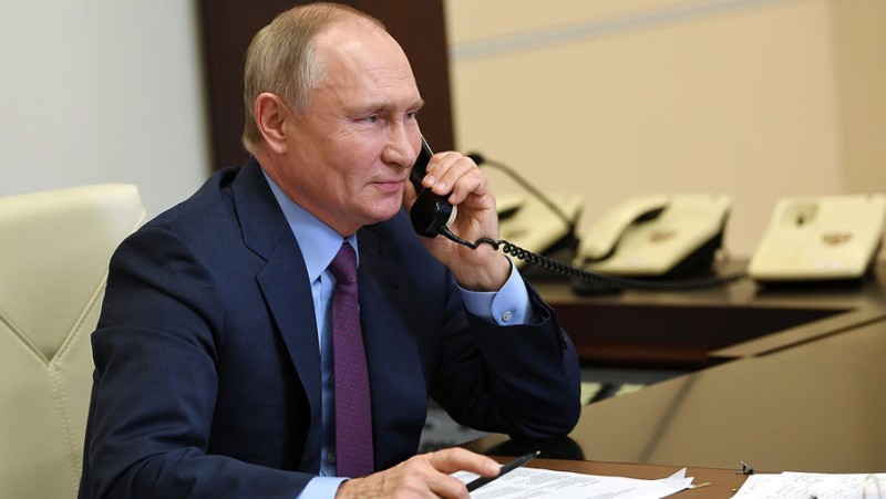 

Путин созвонился с&nbsp;президентом ЮАР

