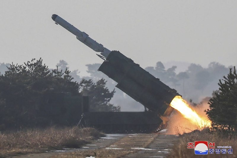 Северная Корея проводит испытание «сверхбольшой боеголовки» для стратегической крылатой ракеты: агентство ЦТАК