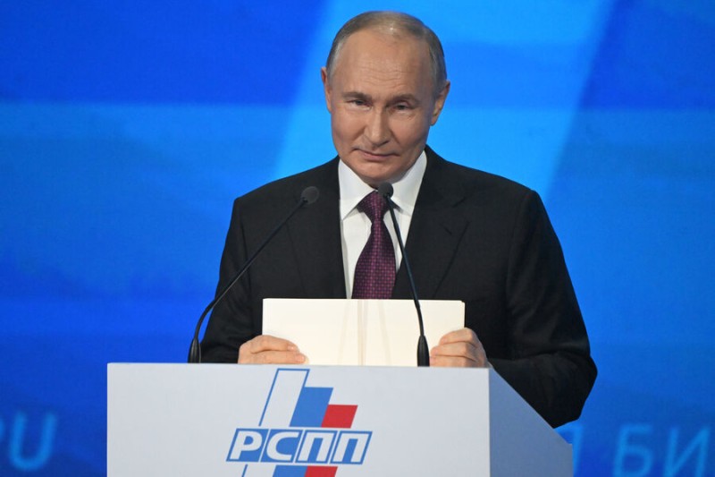 

Путин заметил гендерные изменения в&nbsp;российском бизнес-сообществе

