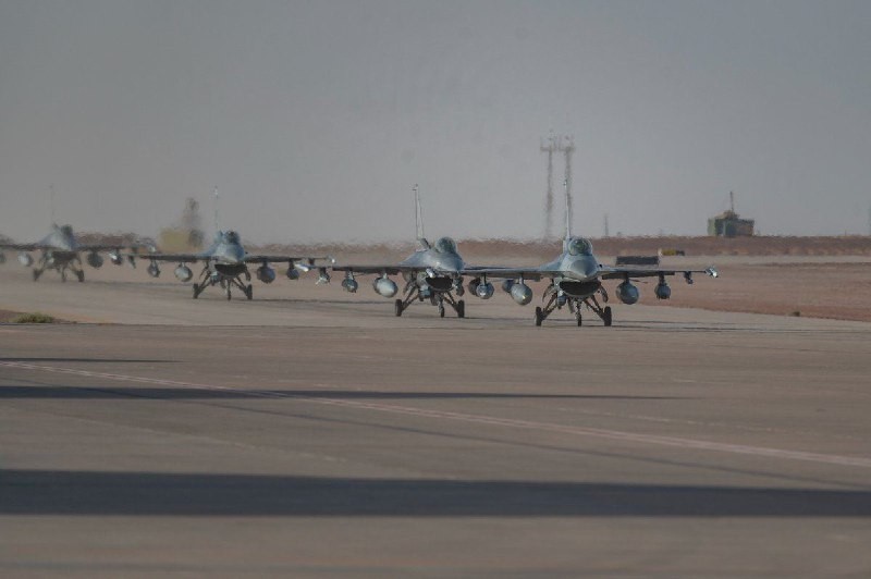 🇺🇸 США перебросили на Ближний Восток истребители F-16