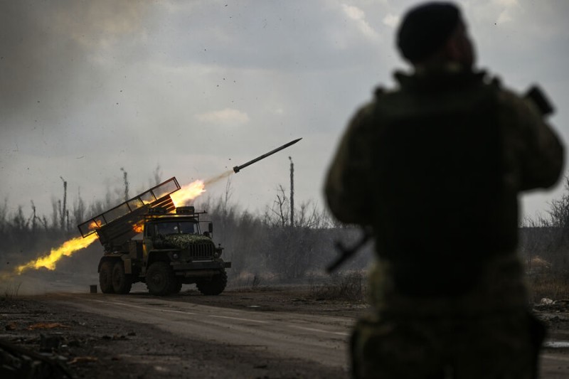 

Экс-полковник СБУ рассказал, как РФ ищет слабые места украинской армии

