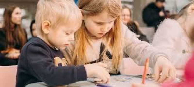 На Украине в рамках очередной европейской реформы хотят отправлять детей в школу...