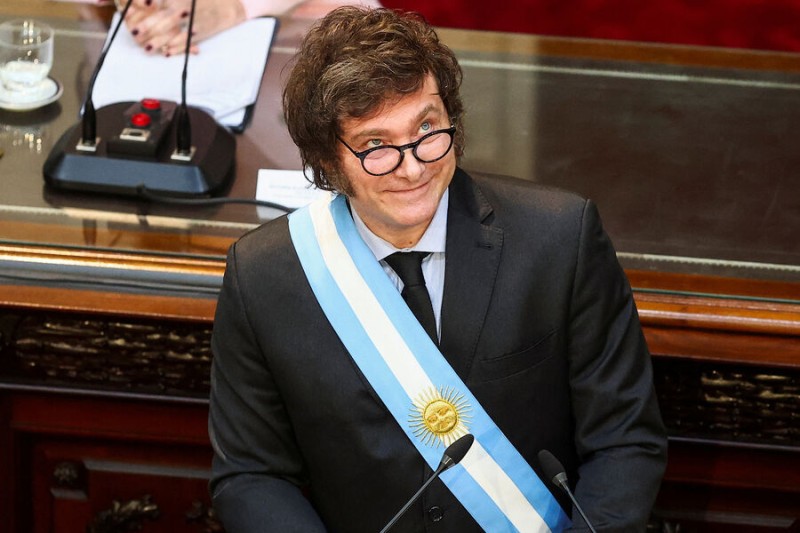 

Аргентинский конгресс одобрил ключевые реформы президента Милея

