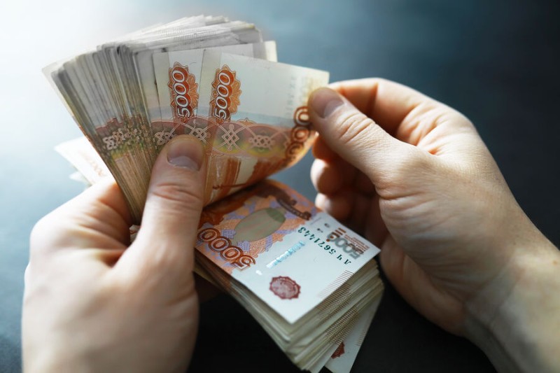 

В&nbsp;России увеличили лимит бесплатных переводов между&nbsp;своими счетами до&nbsp;30 млн рублей

