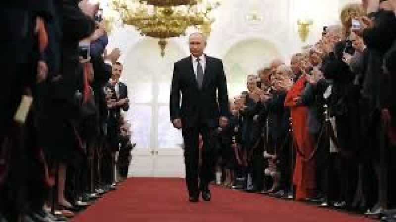 Франция отправит своего посла на инаугурацию  президента России Владимира Путина.