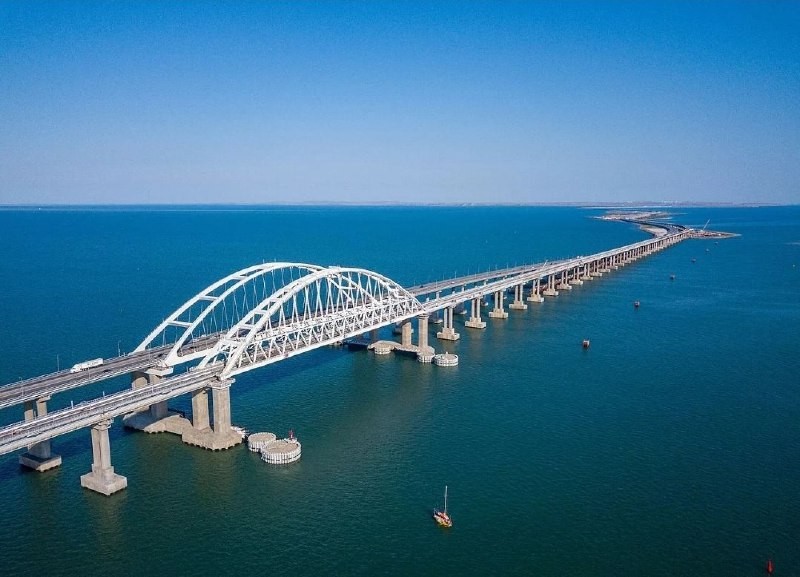 РФ больше не использует Крымский мост для снабжения войск в Украине, -...