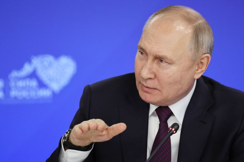 

Путин подписал указ о&nbsp;сложении полномочий правительством

